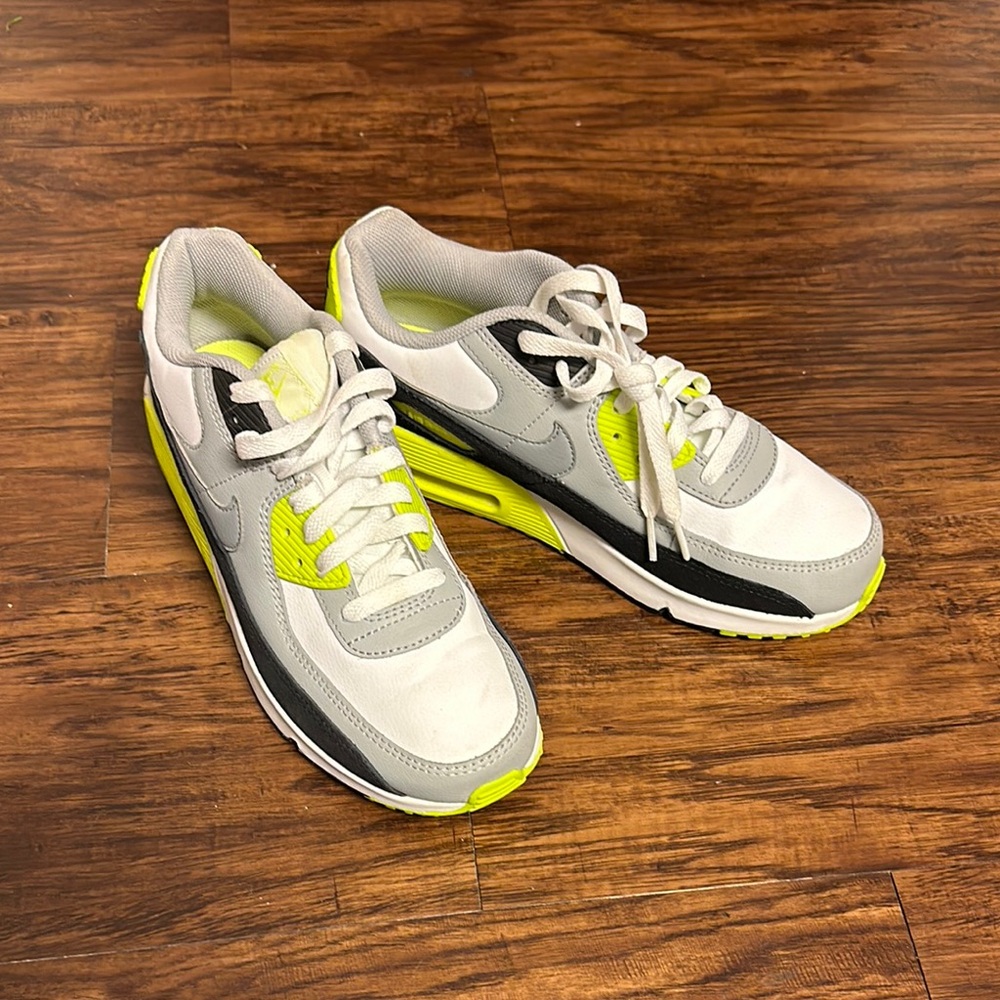 Nike Men's White and Neon Green Sneakers